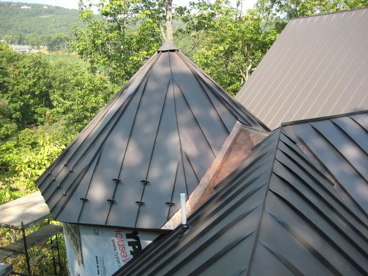 Professional Gutter Cleaning by Craftsman Roofing in San Marino